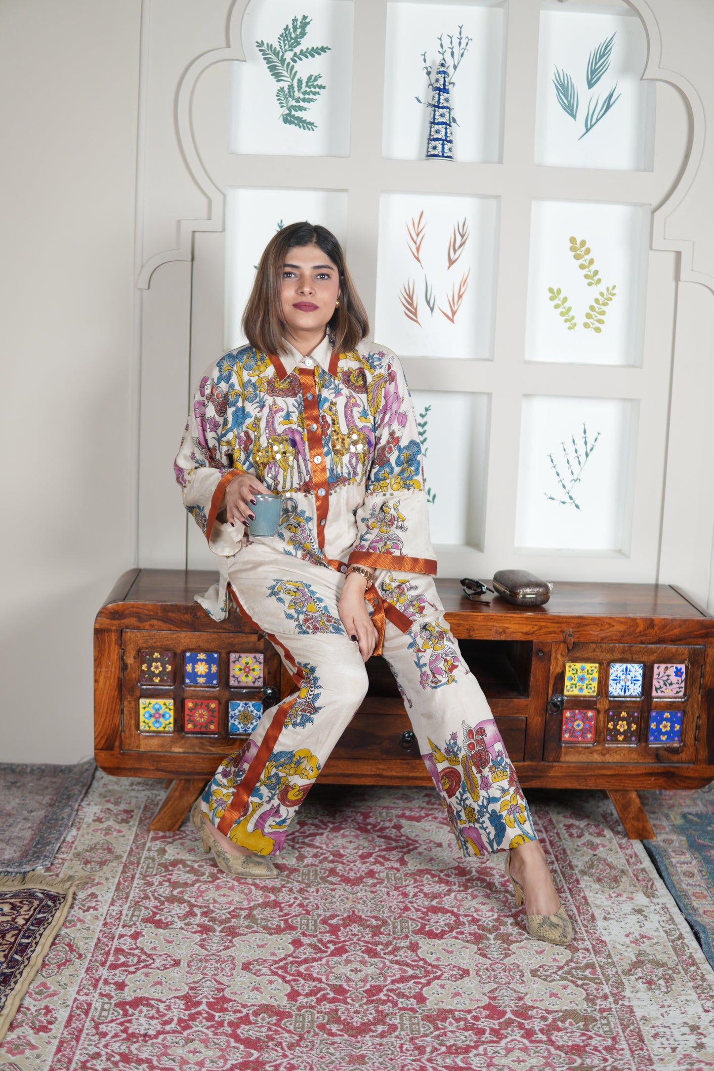 NAYANTARA IVORY KALAMKARI SHIRT AND PANTS SET