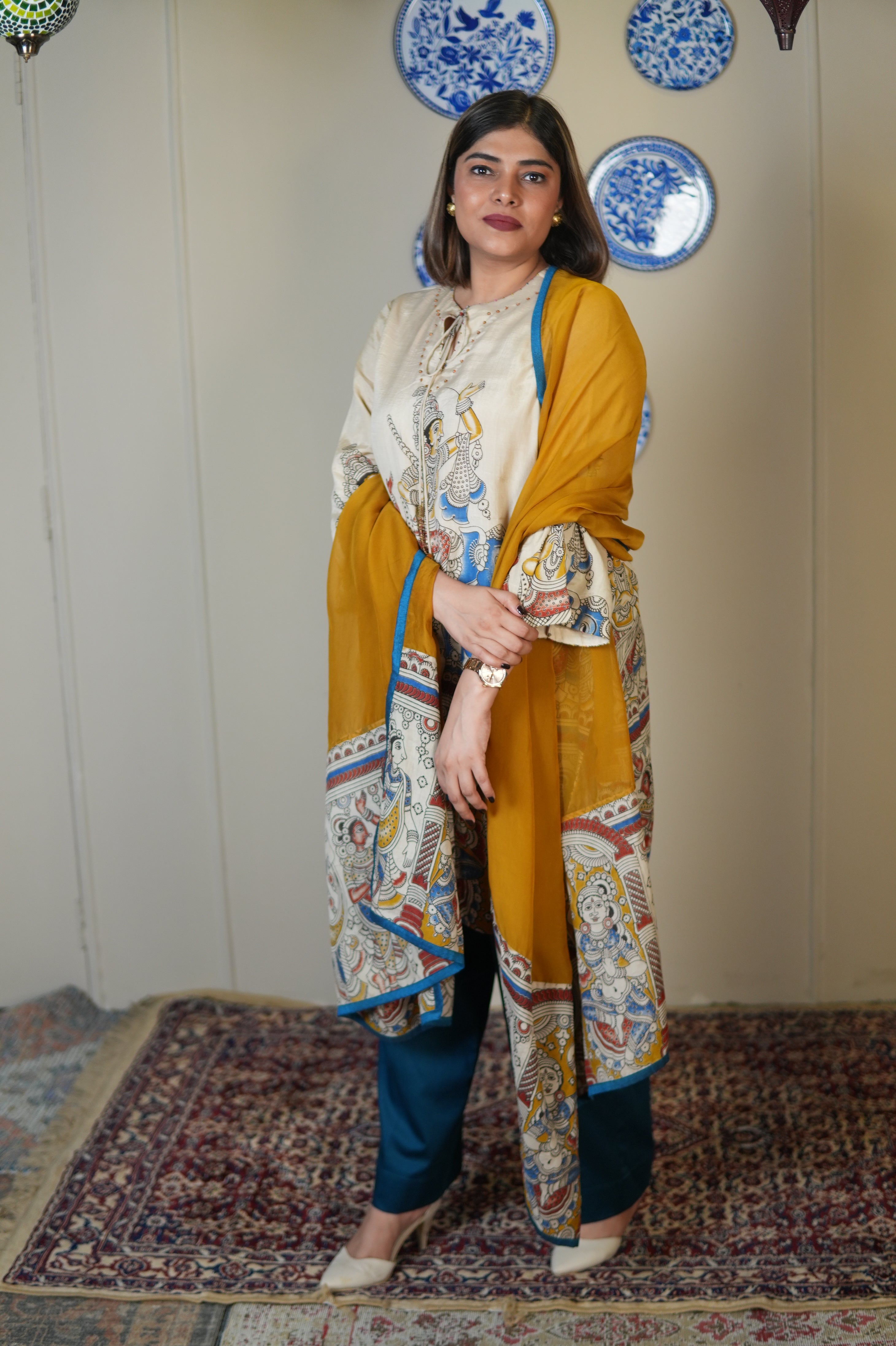 NEEL KESAR SHORT KURTA SET