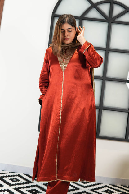 NOOR-E-IFRA MAROON MASHRU KURTA SET