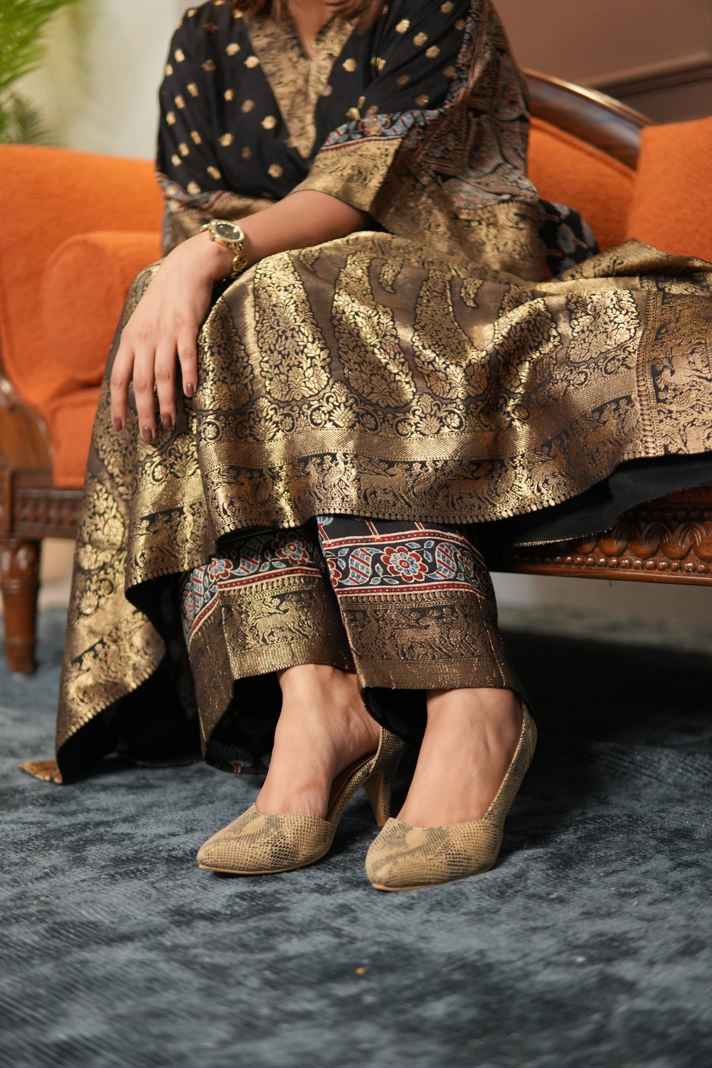 NOOR-E-ZEBA BLACK DOLA KAFTAN SET