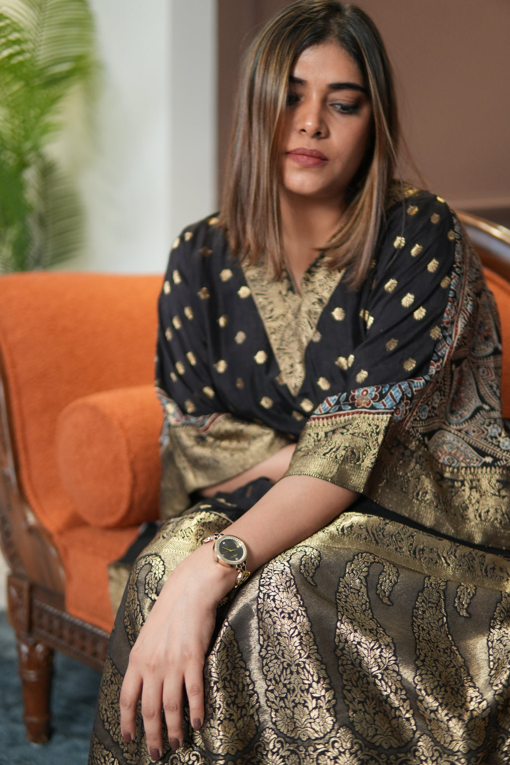 Noor-e-Zeba Black Dola Silk Kaftan Set with Banarasi Brocade