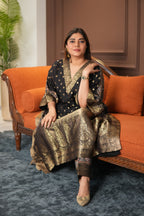 Noor-e-Zeba Black Dola Silk Kaftan Set with Banarasi Brocade