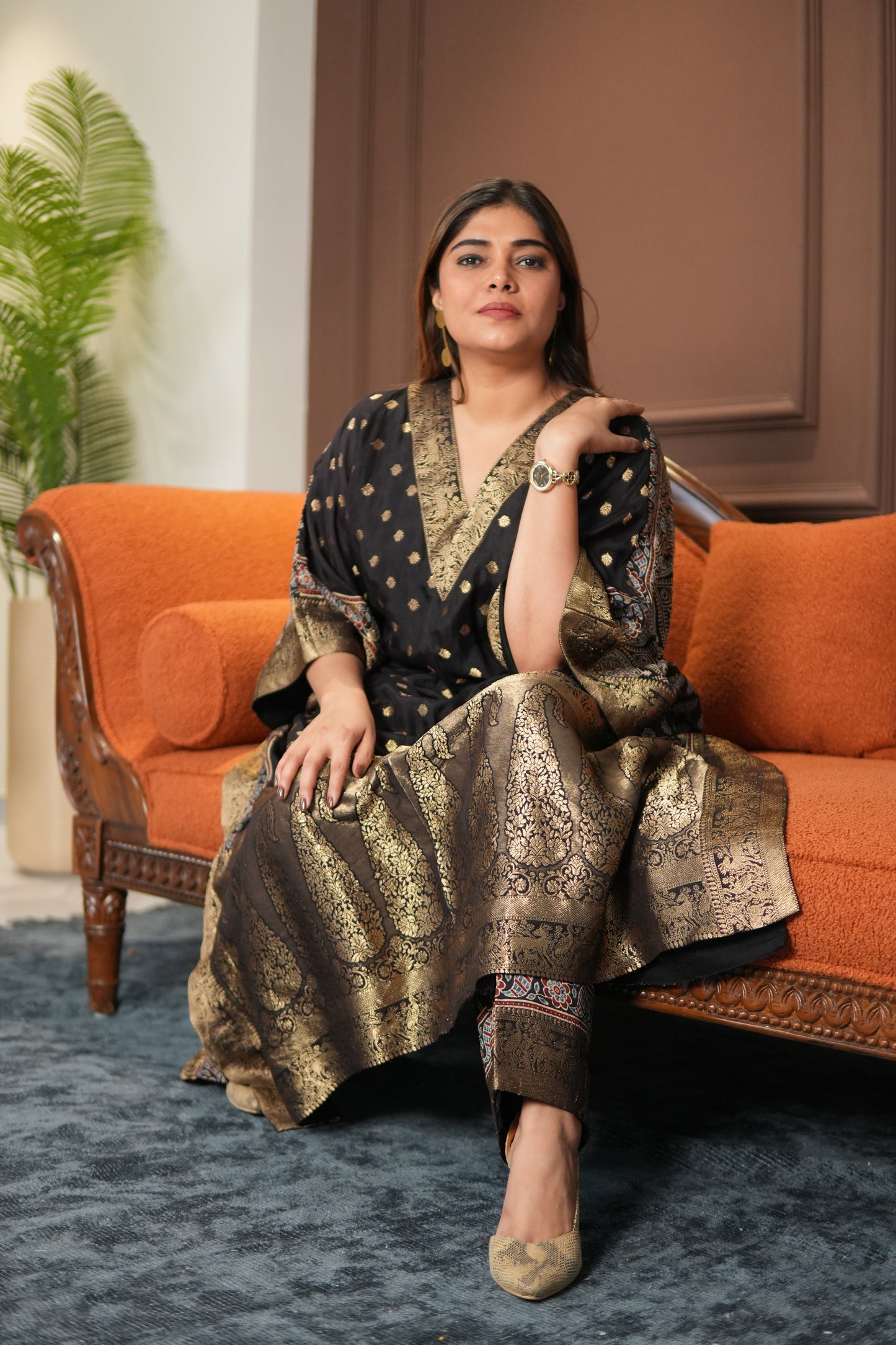 NOOR-E-ZEBA BLACK DOLA KAFTAN SET