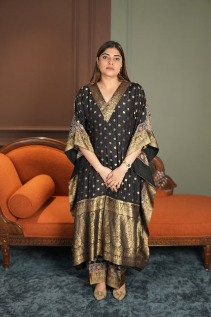 NOOR-E-ZEBA BLACK DOLA KAFTAN SET