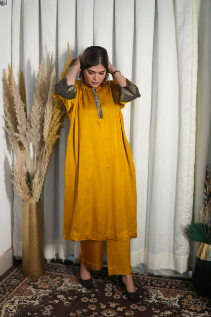 Suvarna Modal Silk Kurta Set