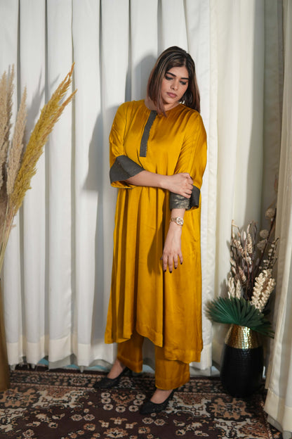 Suvarna Modal Silk Kurta Set