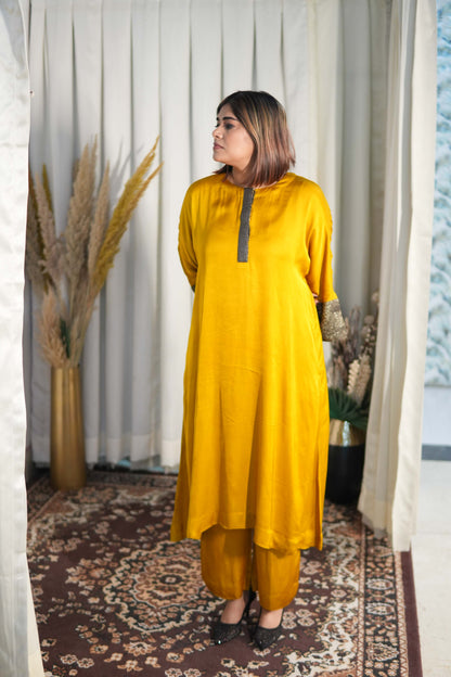 Suvarna Modal Silk Kurta Set