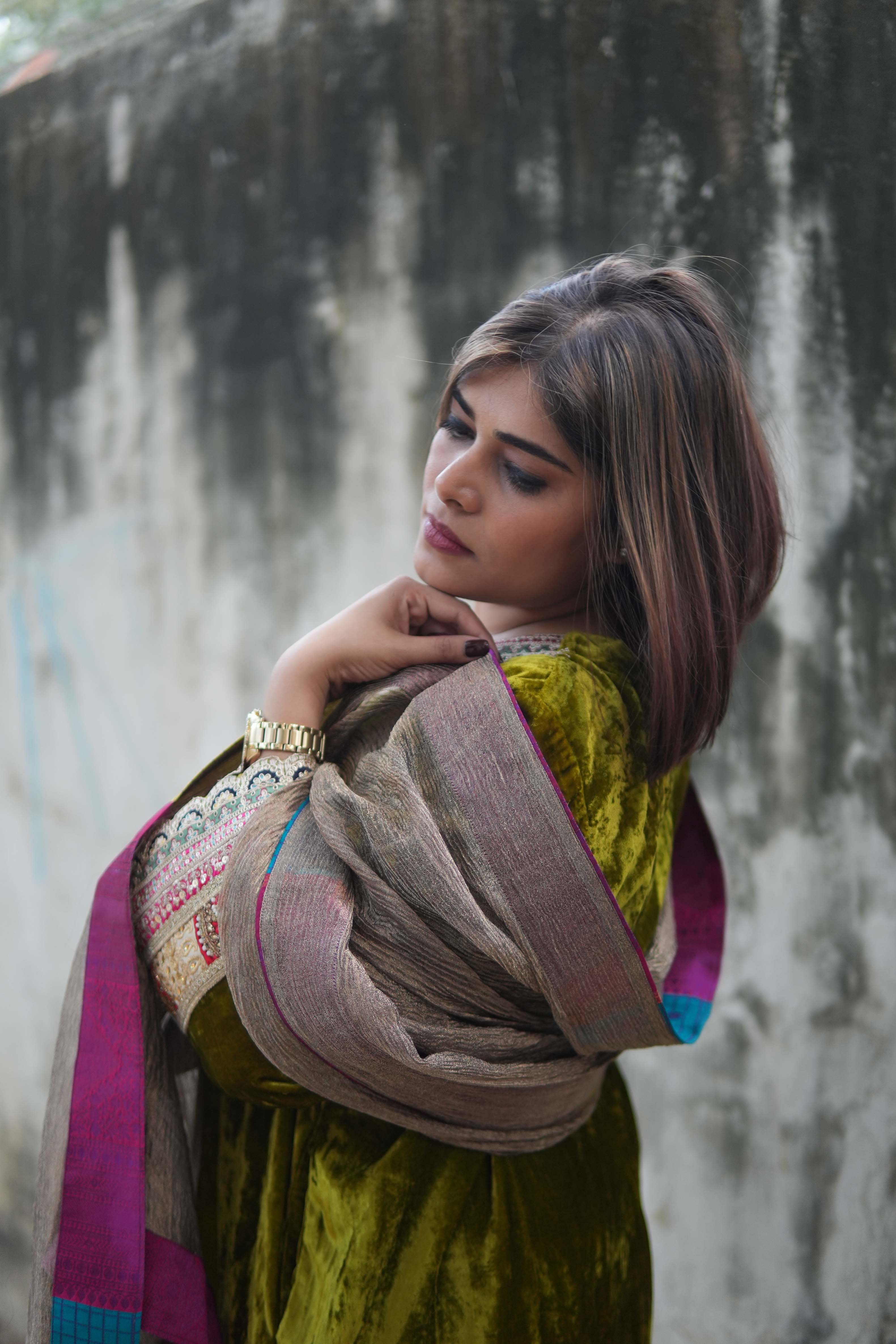 Khaas Dhoop Velvet Suit