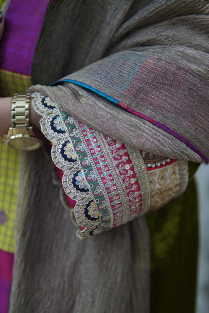 Khaas Dhoop Velvet Suit