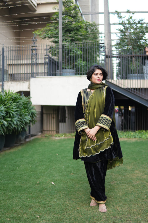 Chand Choga Black Velvet II