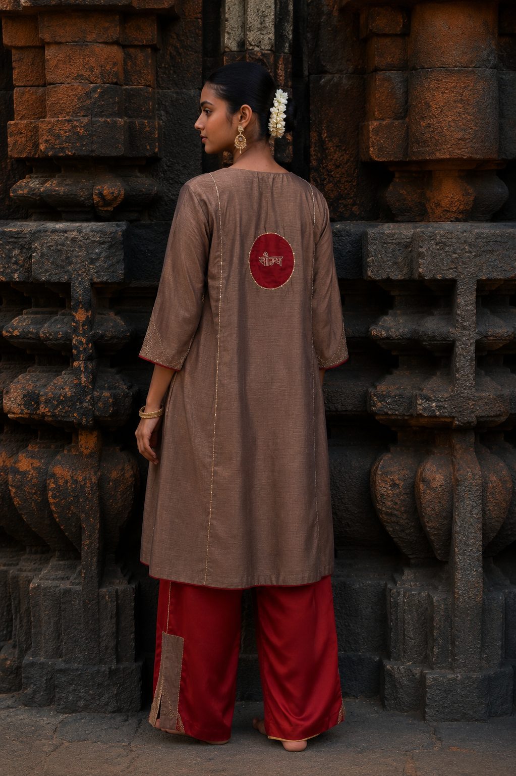 SAUMYA A-Line Kalidaar Kurta and Pants