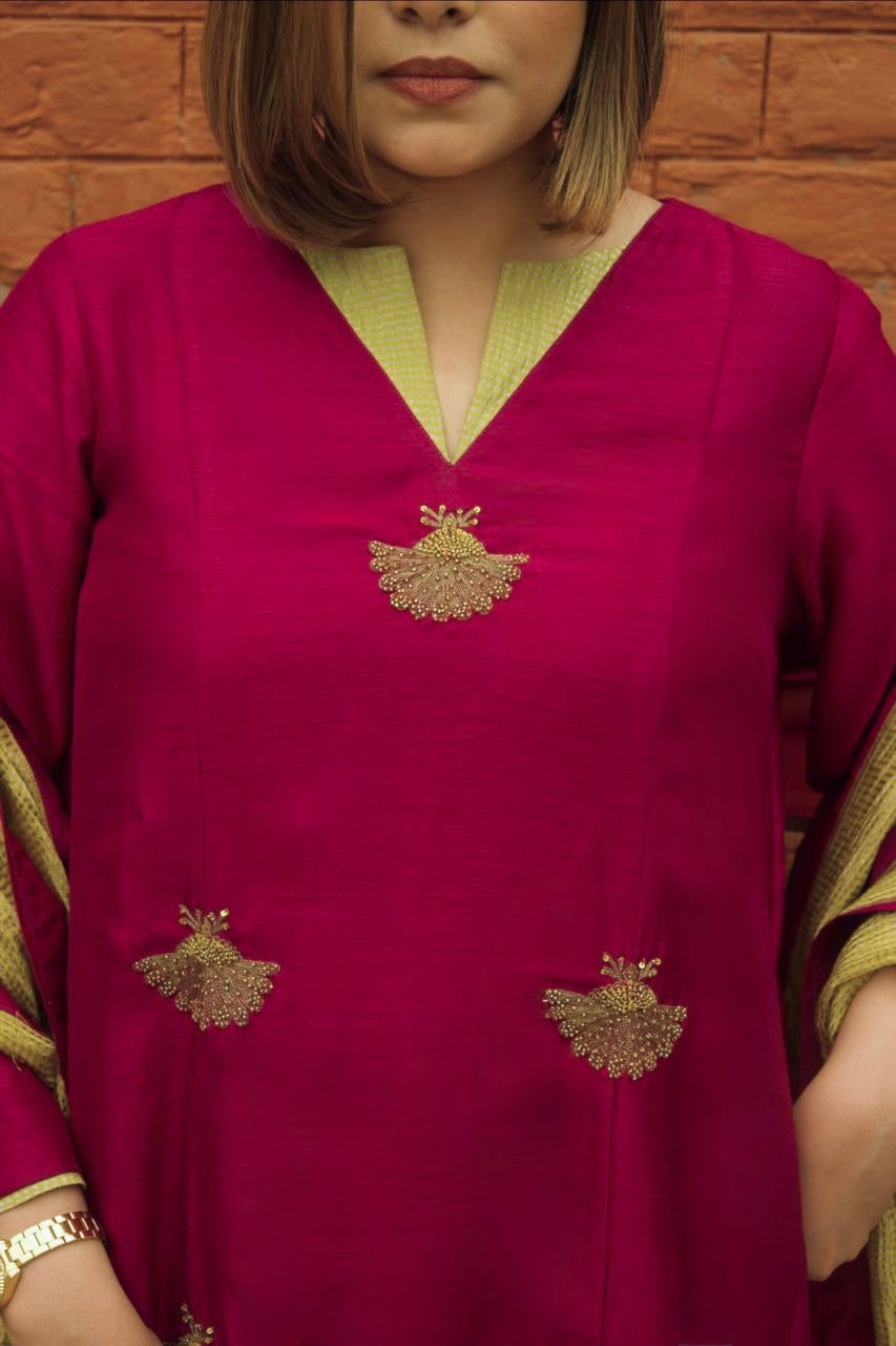 Raas Kamal Hand-Embroidered Kurta, Pants and Dupatta set