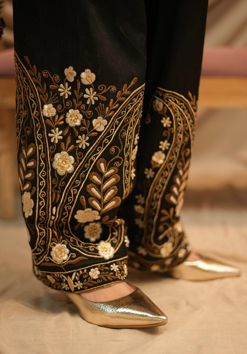 Mehar-e-Shaam Mashru Silk with Organza Dupatta