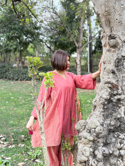 PANKHURI MUL COTTON TUNIC AND CRUSHED TISSUE PANTS