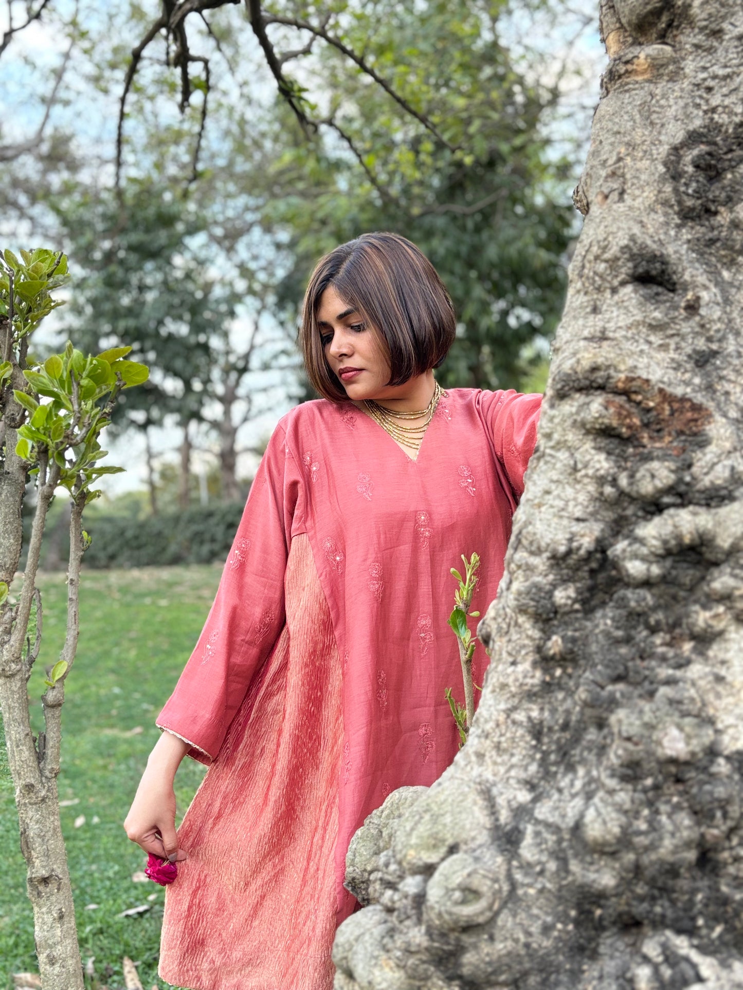 PANKHURI MUL COTTON TUNIC AND CRUSHED TISSUE PANTS