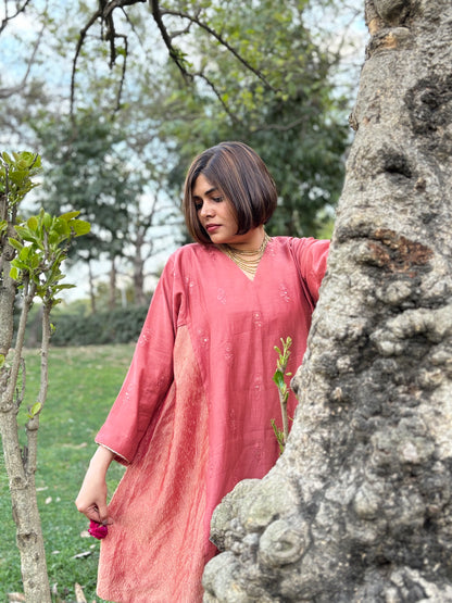 PANKHURI MUL COTTON TUNIC AND CRUSHED TISSUE PANTS