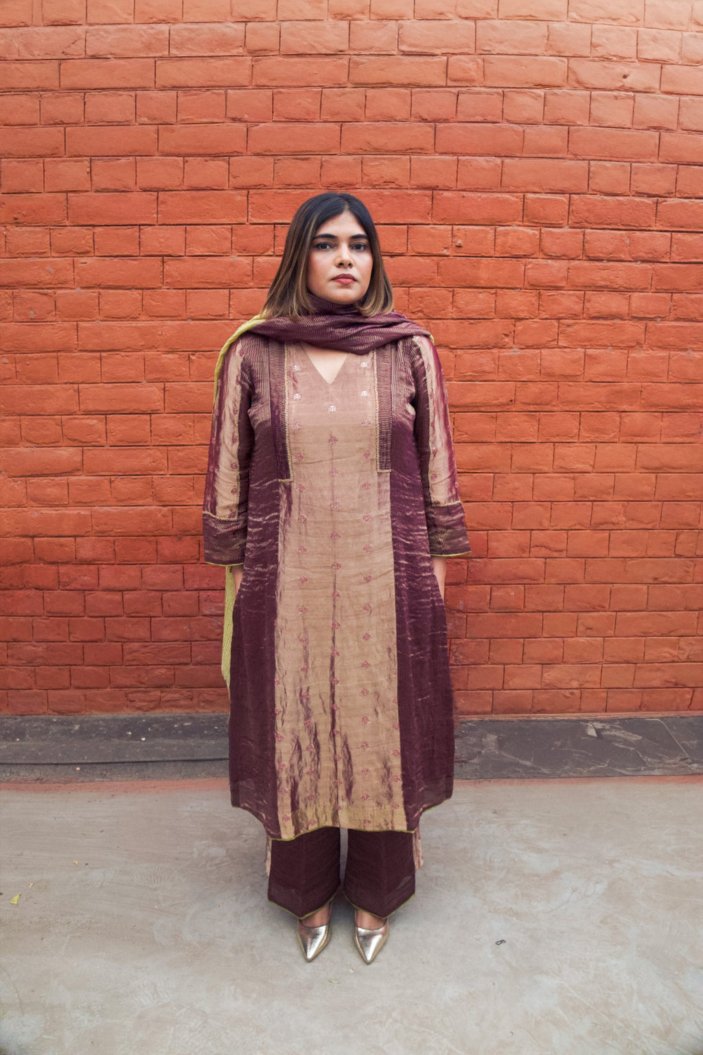 ANTARA Hand-Embroidered Pure Tissue Kurta, Pants and Dupatta Set