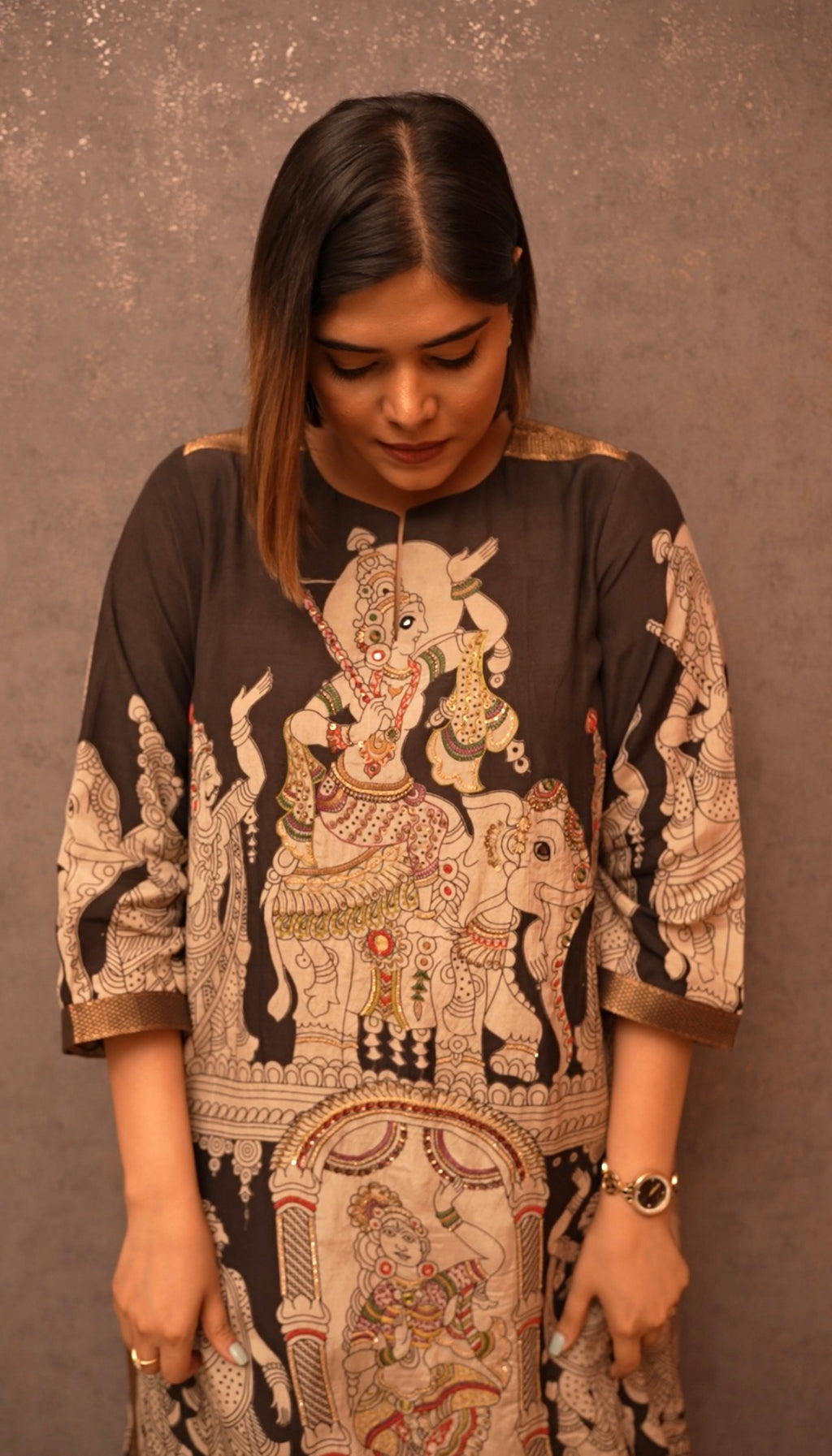 Trimurti Kalamkari Short Kurta and Pants Set
