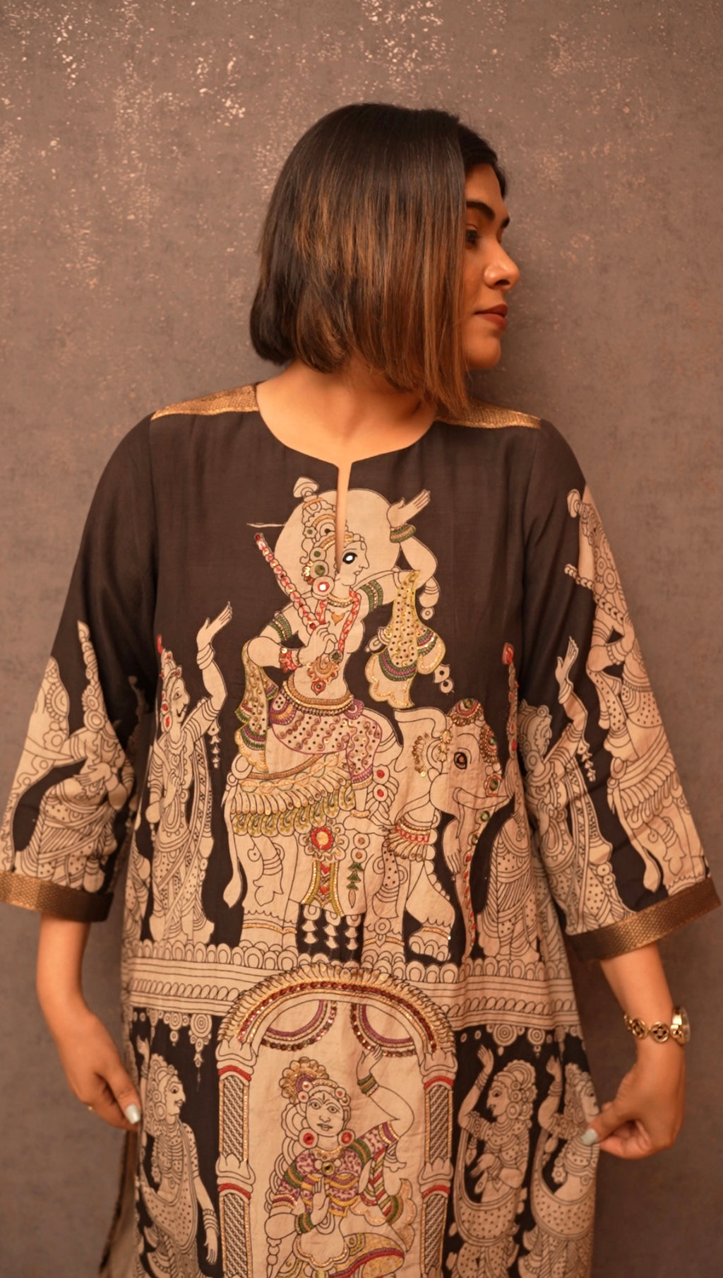 Trimurti Kalamkari Short Kurta and Pants Set