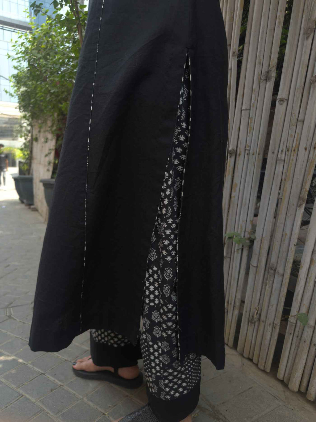 BLACK A-LINE LINEN KURTA AND LINEN PLAIN PANTS SET